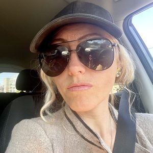 Brenda the Lesbian Blocks Her Loved Ones